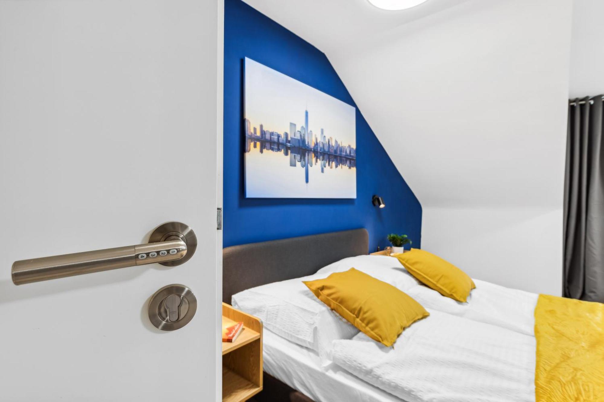 Zentrale, Grosse & Moderne In Apartment *