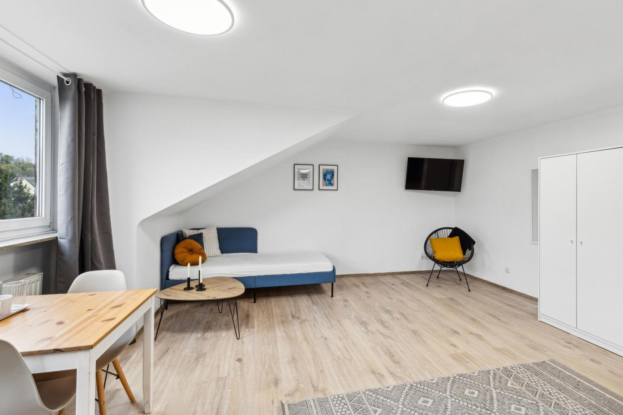 Apartment Zentrale, Grosse & Moderne In Koblenz (Rhineland-Palatinate)